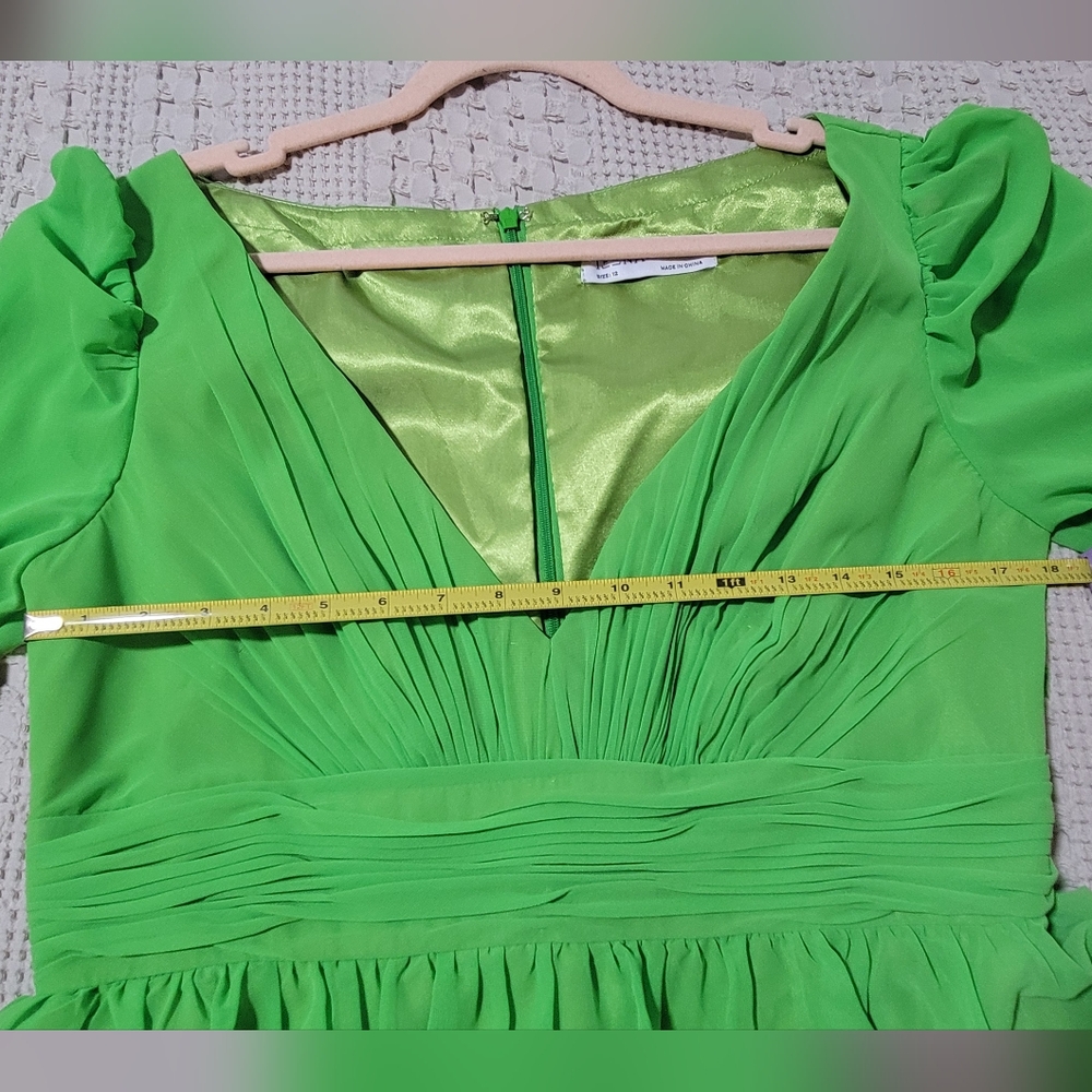 Mac Duggal Ruffle Tiered Dress Sz 12 NWT - Picture 11 of 12